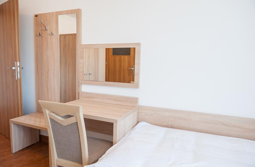 ワルシャワ パトラ Bed & Breakfast エクステリア 写真