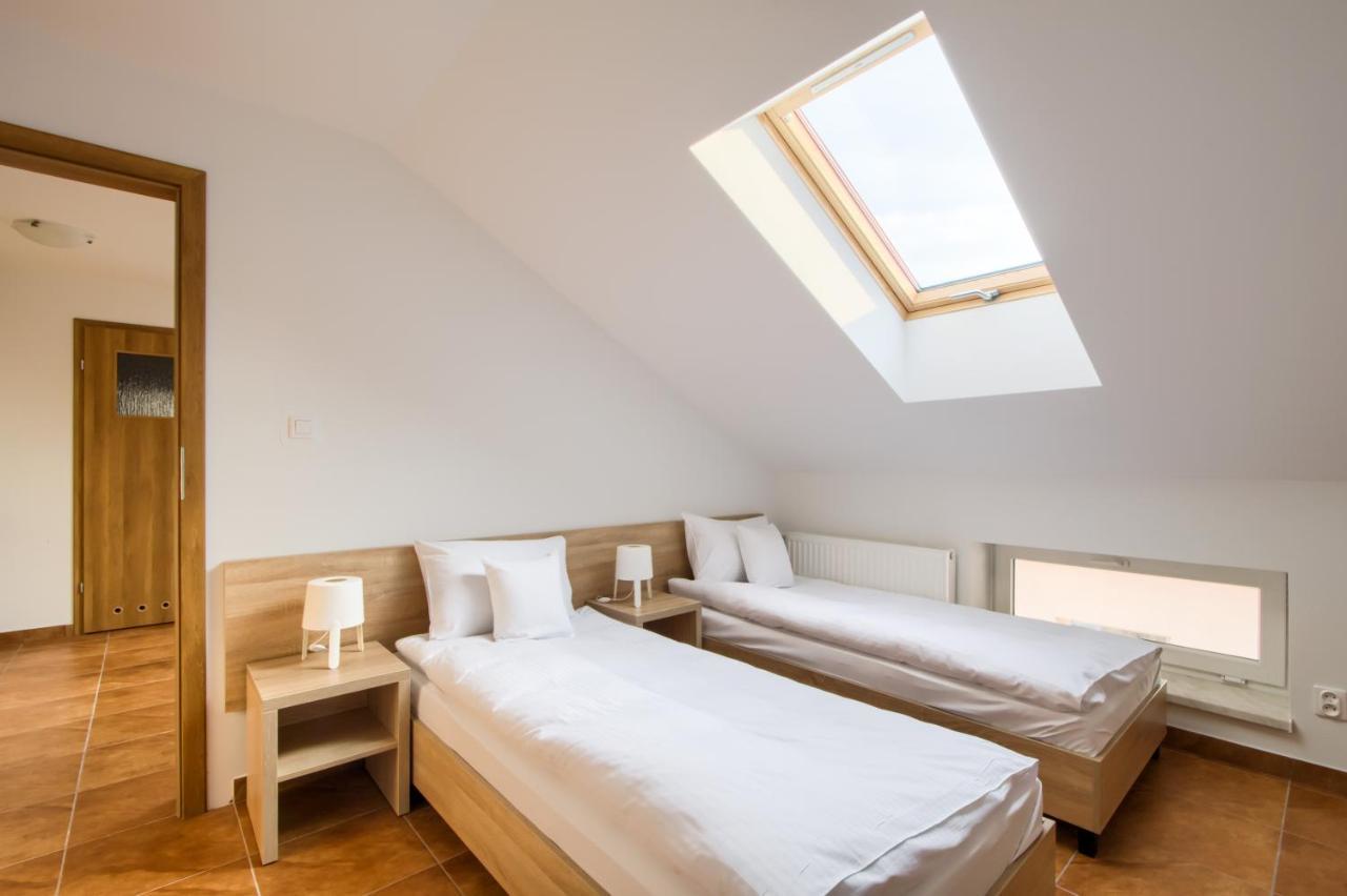 ワルシャワ パトラ Bed & Breakfast エクステリア 写真