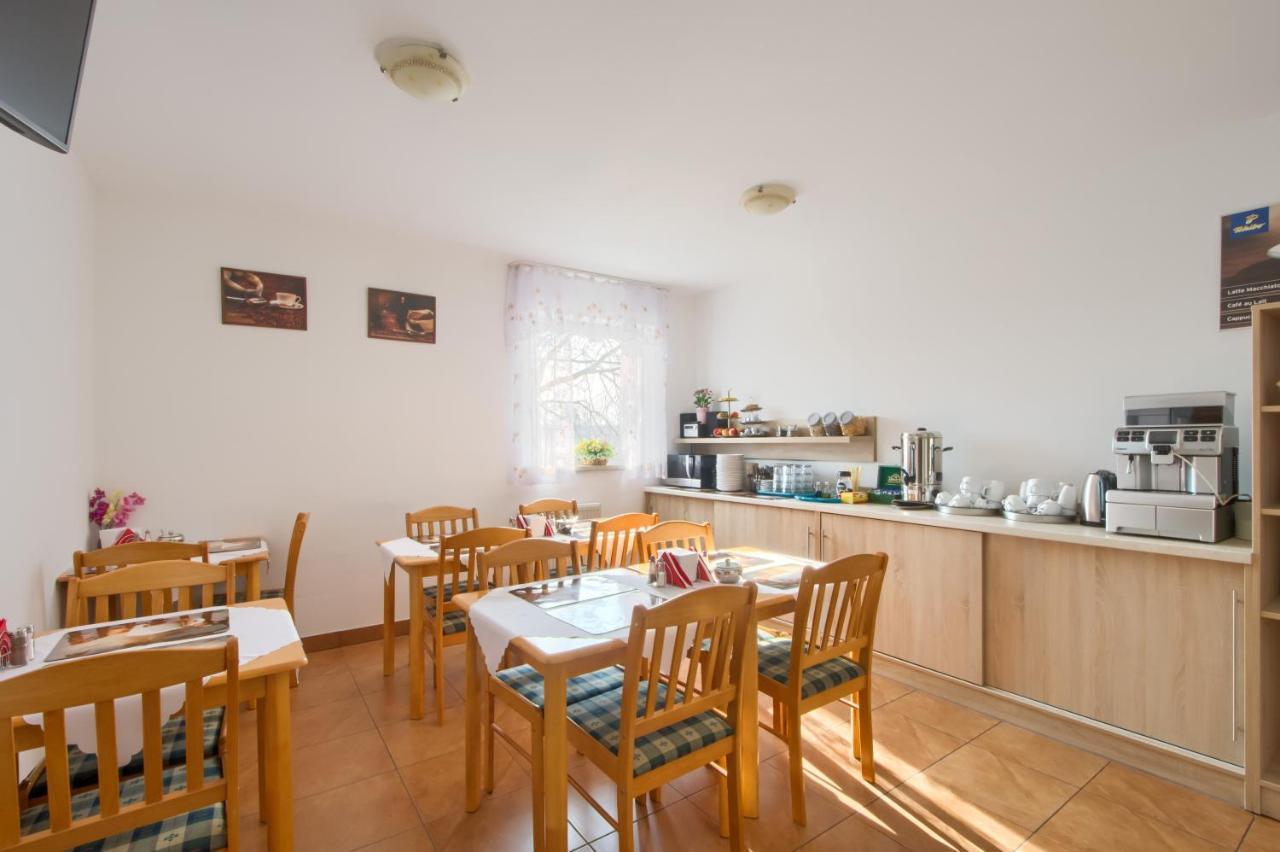 ワルシャワ パトラ Bed & Breakfast エクステリア 写真